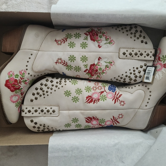 Dingo boots white poppy flowers embroidery high knee sz 10 New - Picture 3 of 9